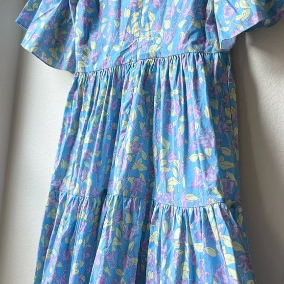 Coco Shop Short Sleeve Bell Sleeve Tiered V Neck MIDI Dress Blue Floral Sz S